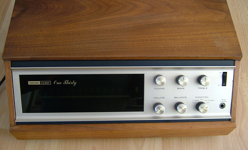 NOCTURNE 130 (ONE THIRTY) - Black - Stereo Receiver - Hero
